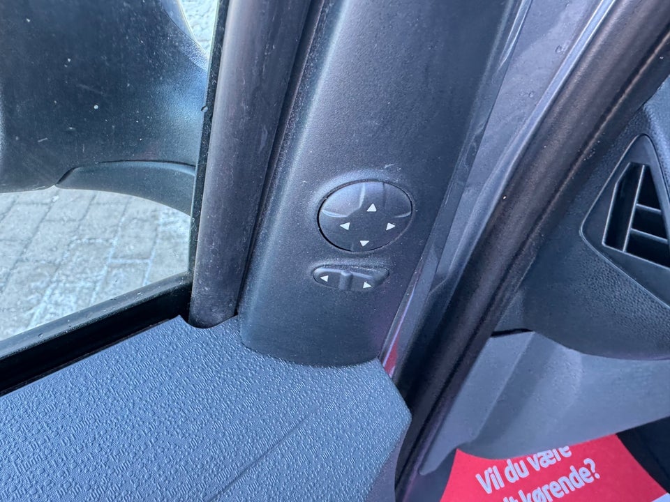 Ford Ka 1,2 Titanium 3d