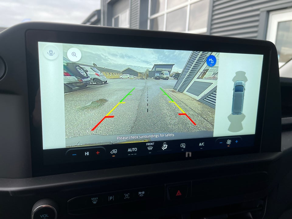 Ford E-Transit Custom 340L 64 Trend