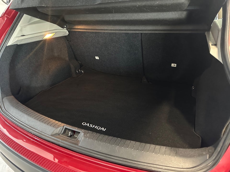 Nissan Qashqai 1,6 Tekna 5d