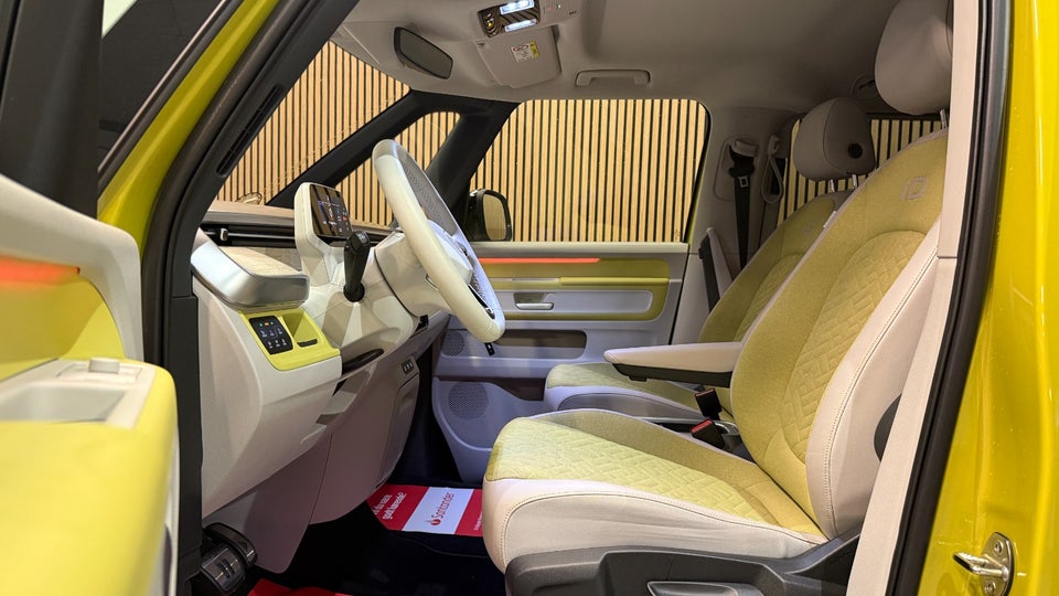 VW ID.Buzz 77 Pro SWB 5d