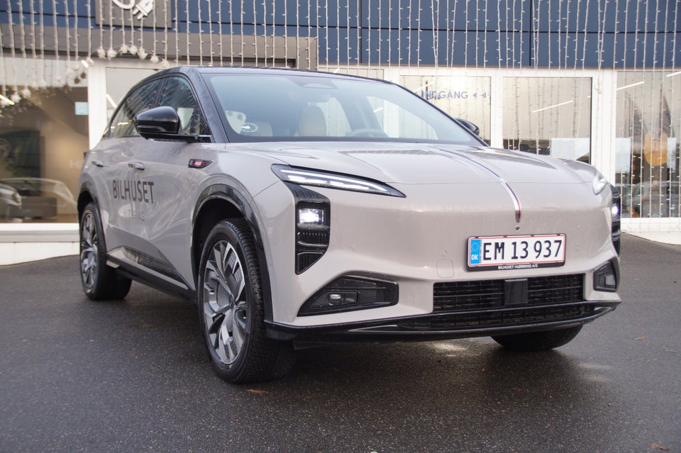 Hongqi EHS7 111 Exclusive 5d