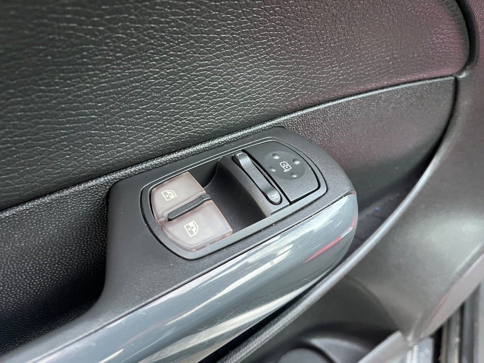 Opel Corsa 1,2 16V Cosmo aut. 5d