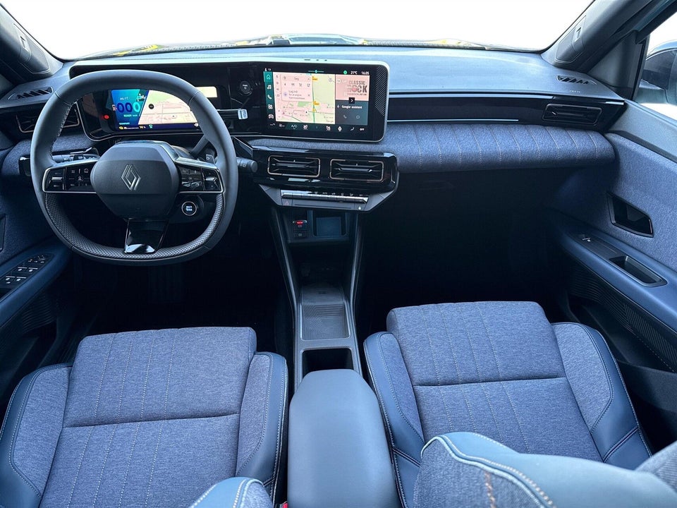 Renault 4 E-Tech 52 Techno 5d