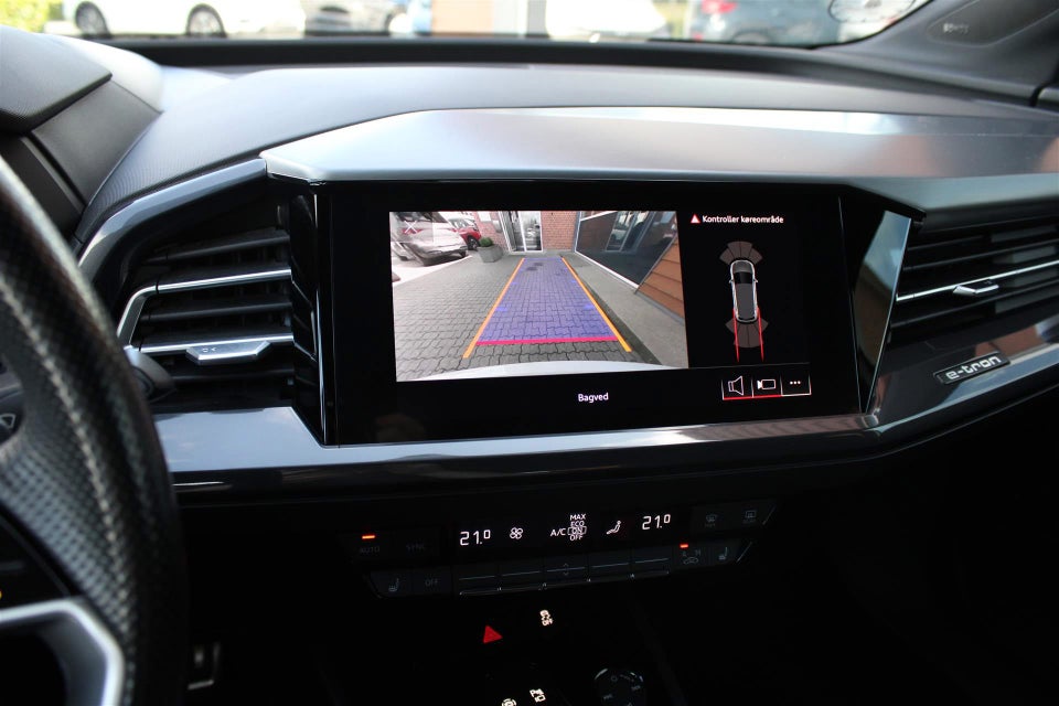 Audi Q4 e-tron 40 S-line 5d