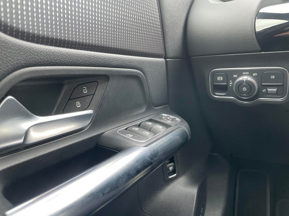 Mercedes EQA250 Sport 5d