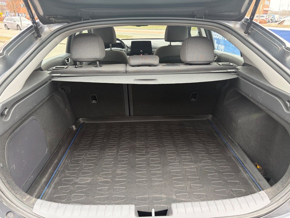 Hyundai Ioniq 40 EV Premium 5d