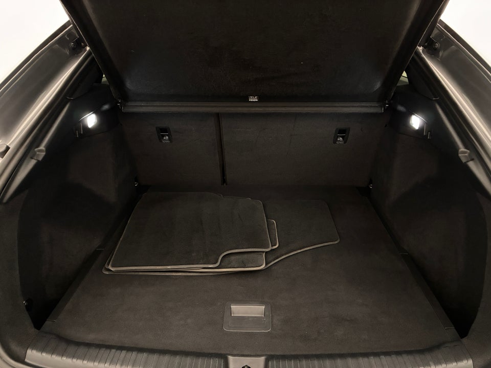 Audi Q4 e-tron 40 S-line Sportback 5d