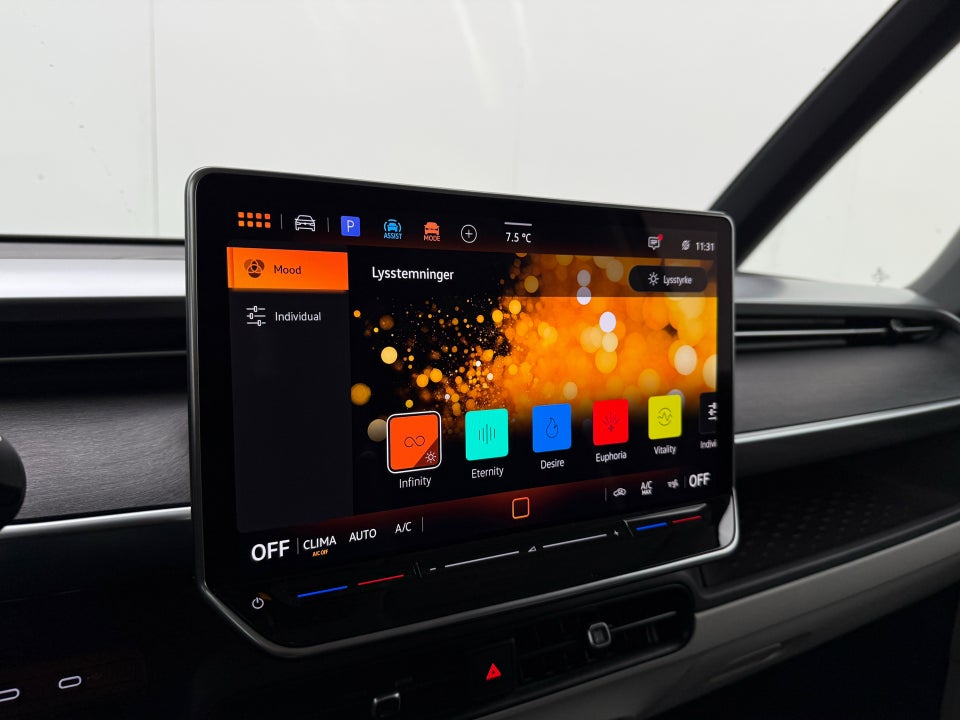 VW ID.Buzz 79 Pro SWB 5d