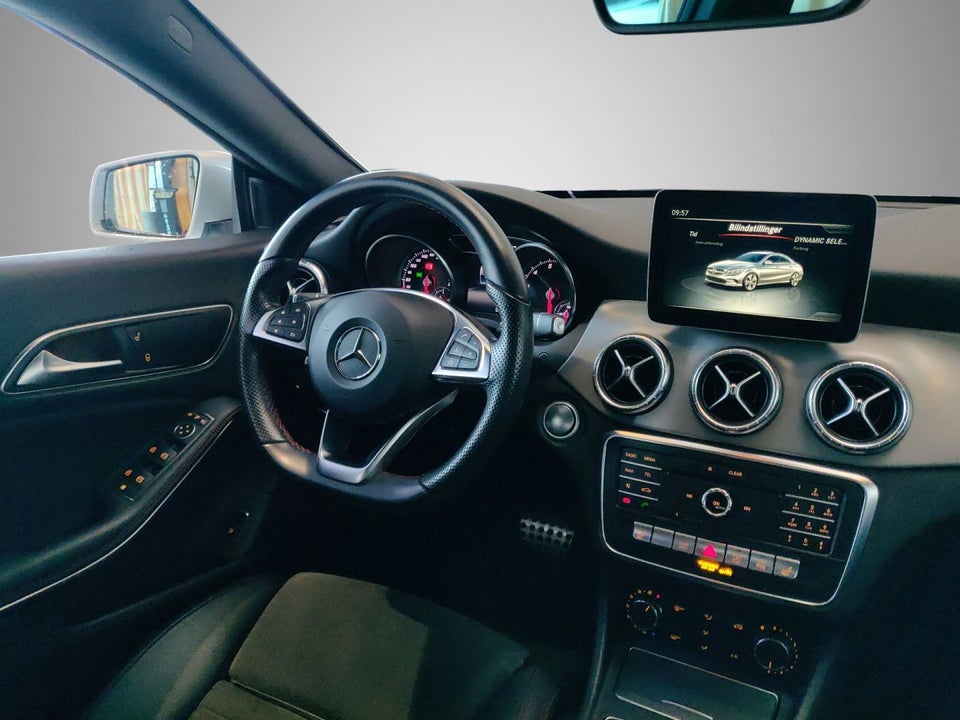 Mercedes CLA200 1,6 AMG Line Coupé aut. 4d