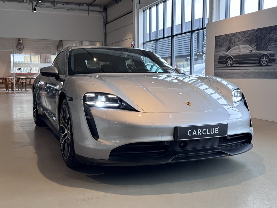 Porsche Taycan 4S Performance+ 4d