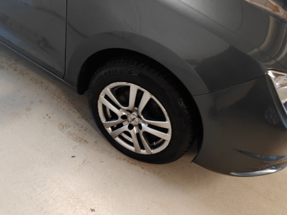 Seat Toledo 1,6 TDi 105 Style 5d