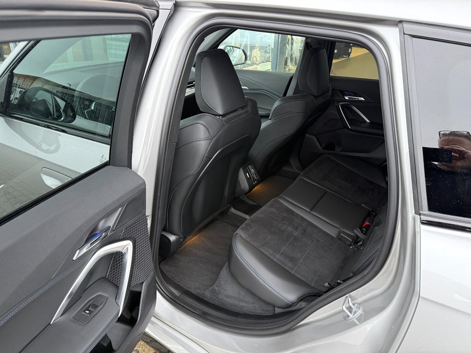 BMW iX1 eDrive20 M-Sport 5d