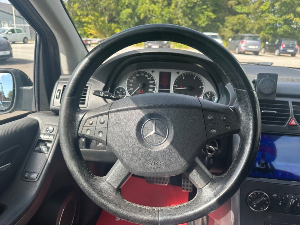 Mercedes B180 2,0 CDi aut. 5d