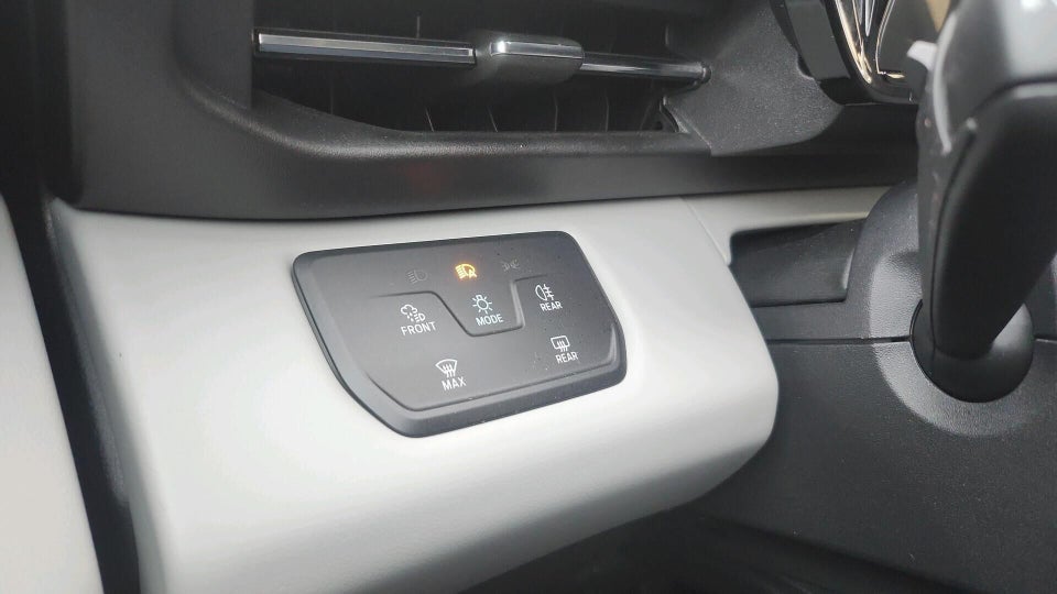 Ford Explorer 82 Premium Extended Range 5d