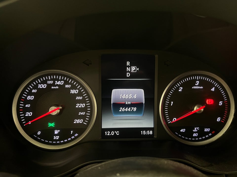 Mercedes C200 1,6 BlueTEC stc. aut. 5d