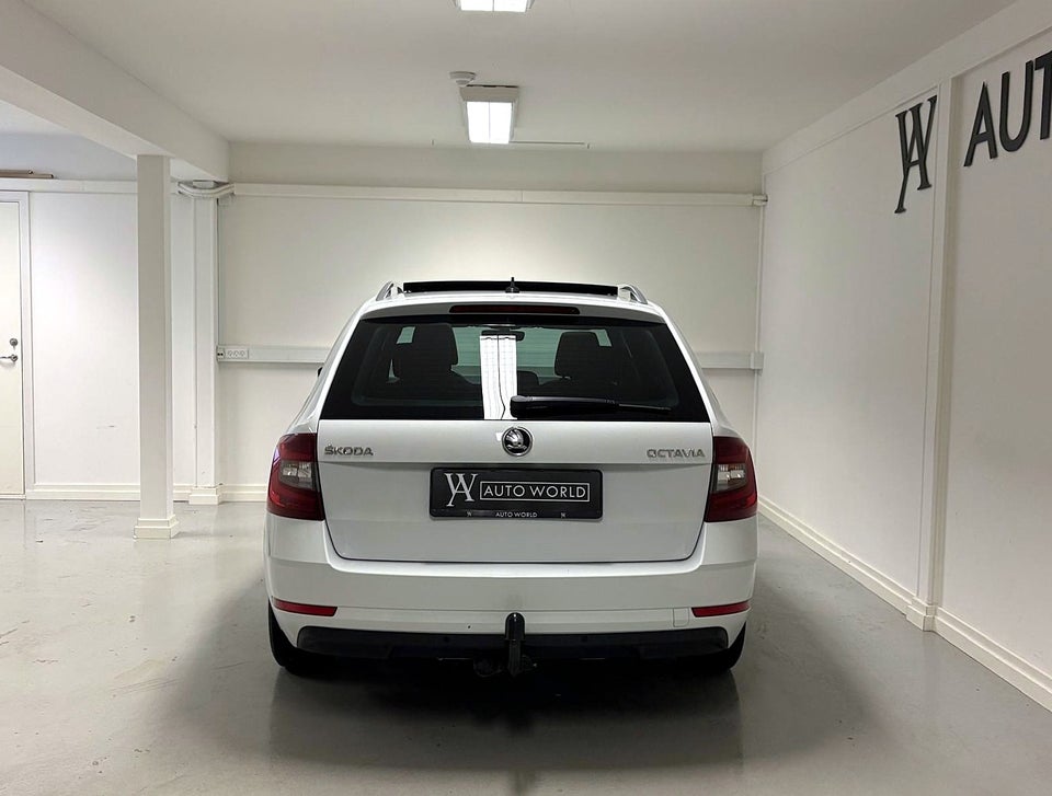 Skoda Octavia 2,0 TDi 150 Style Combi DSG 5d
