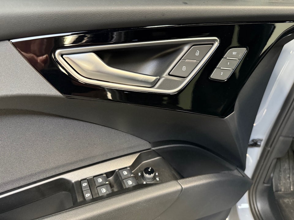 Audi Q4 e-tron 50 Attitude quattro 5d