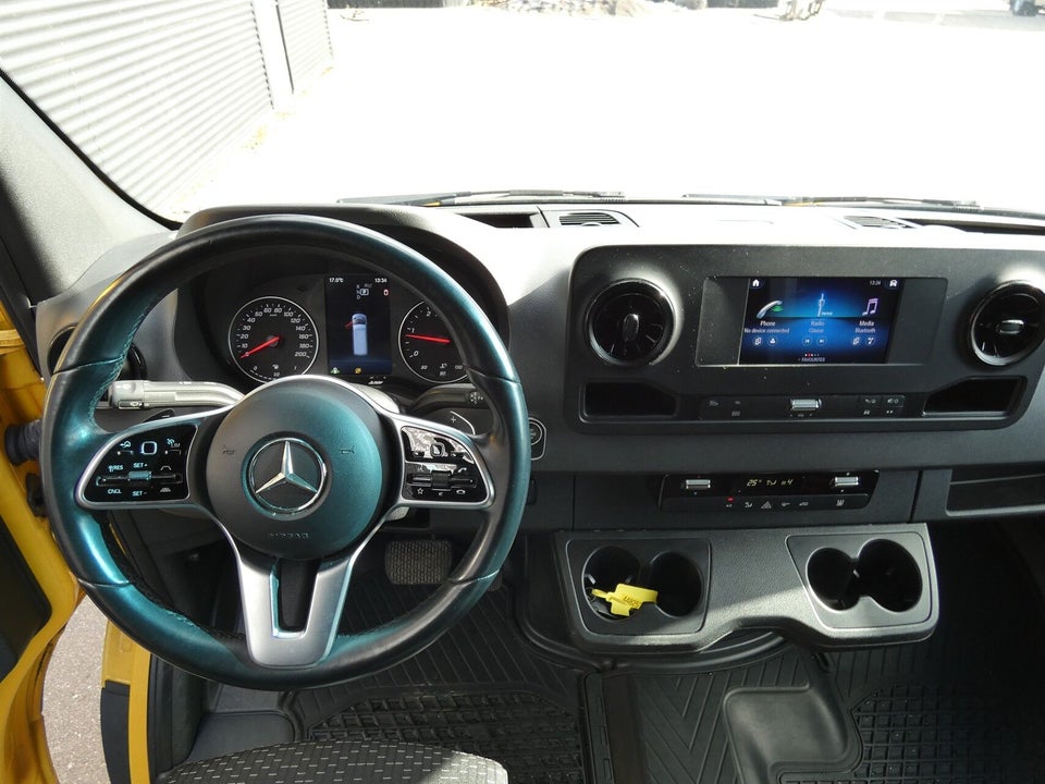 Mercedes Sprinter 317 2,0 CDi A3 Kassevogn aut. RWD