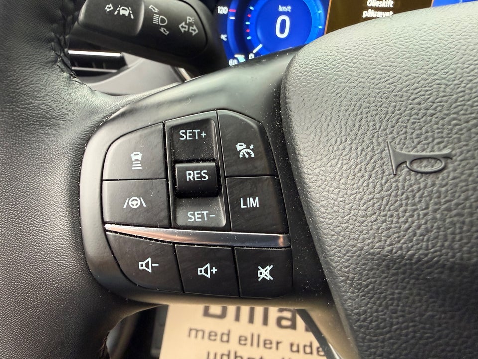 Ford Focus 1,0 EcoBoost mHEV Titanium stc. DCT 5d