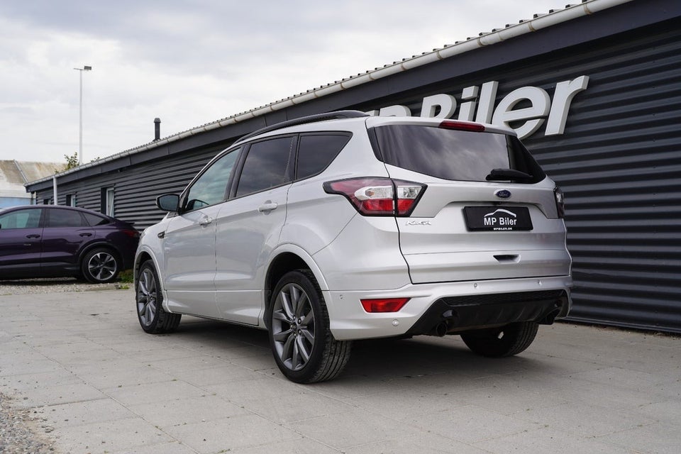 Ford Kuga 2,0 TDCi 120 ST-Line aut. 5d