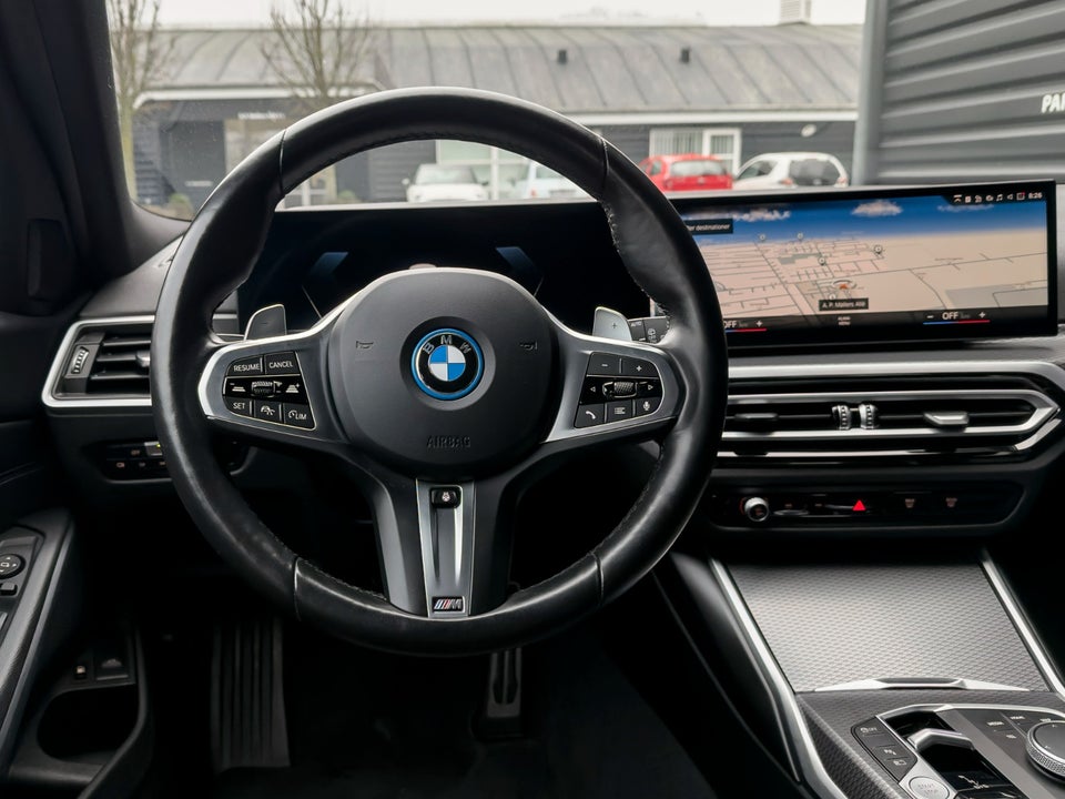 BMW 330e 2,0 Touring M-Sport aut. 5d