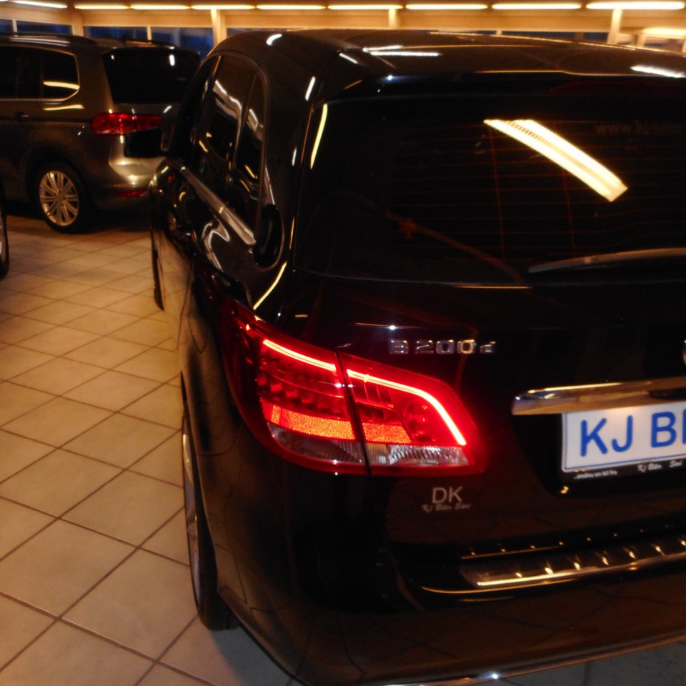 Mercedes B200 d 2,2 aut. 5d