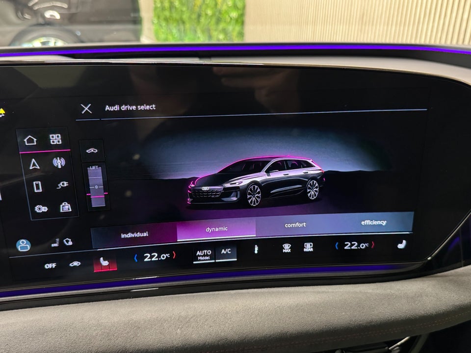 Audi A6 e-tron Ultra Avant quattro 5d