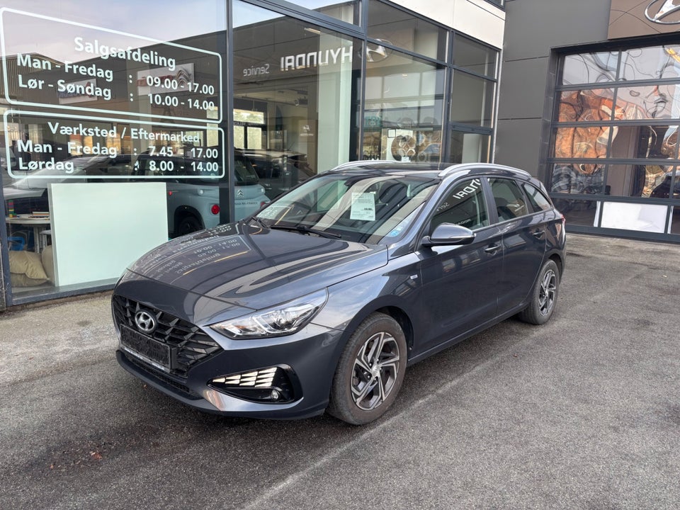 Hyundai i30 1,5 T-GDi mHEV Essential DCT 5d