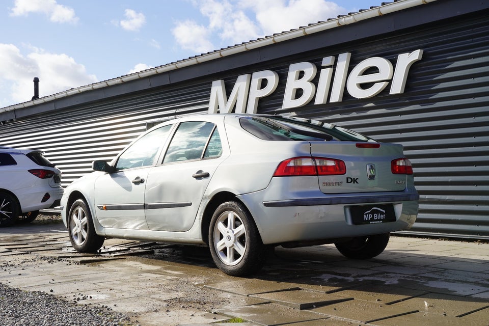 Renault Laguna II 1,8 Authentique 5d