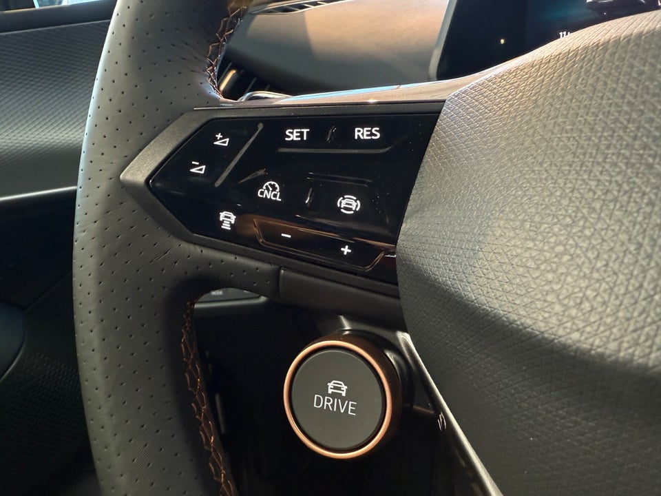 Cupra Tavascan 77 Adrenaline 5d