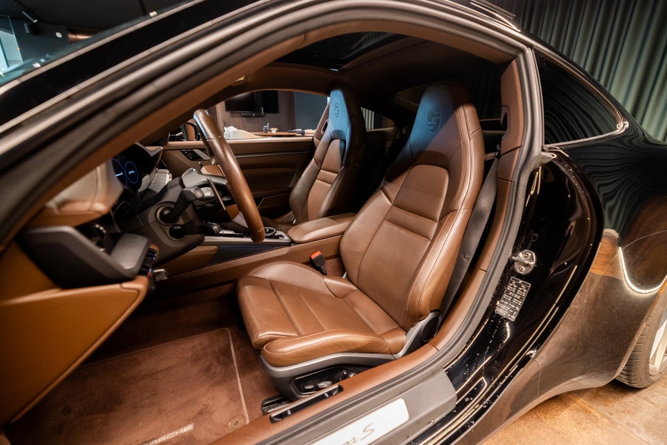 Porsche 911 Carrera S 3,0 Coupé PDK 2d