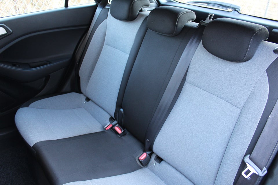 Hyundai i20 1,4 CRDi 90 Trend 5d