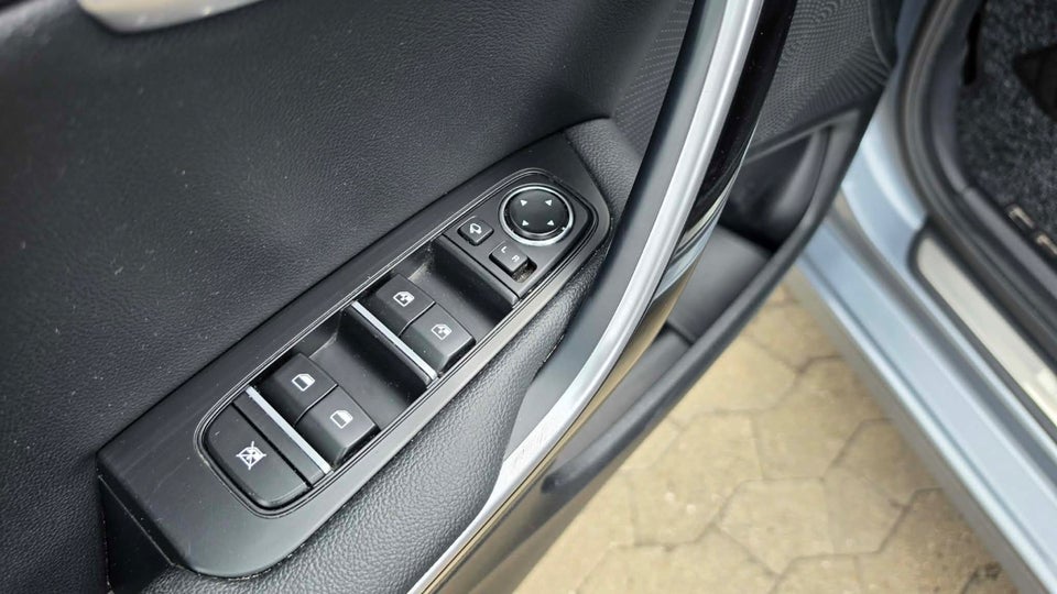 Kia Ceed 1,6 PHEV Prestige SW DCT 5d
