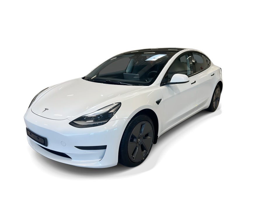 Tesla Model 3 Standard Range+ RWD 4d
