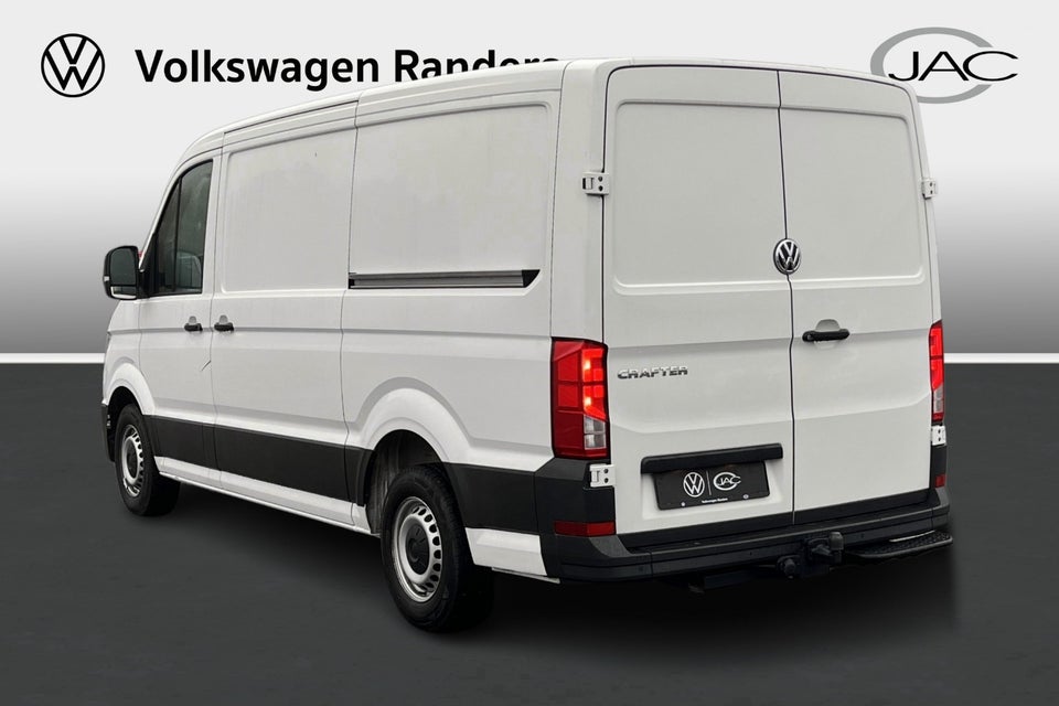 VW Crafter 35 2,0 TDi 140 Kassevogn L3H2 aut.