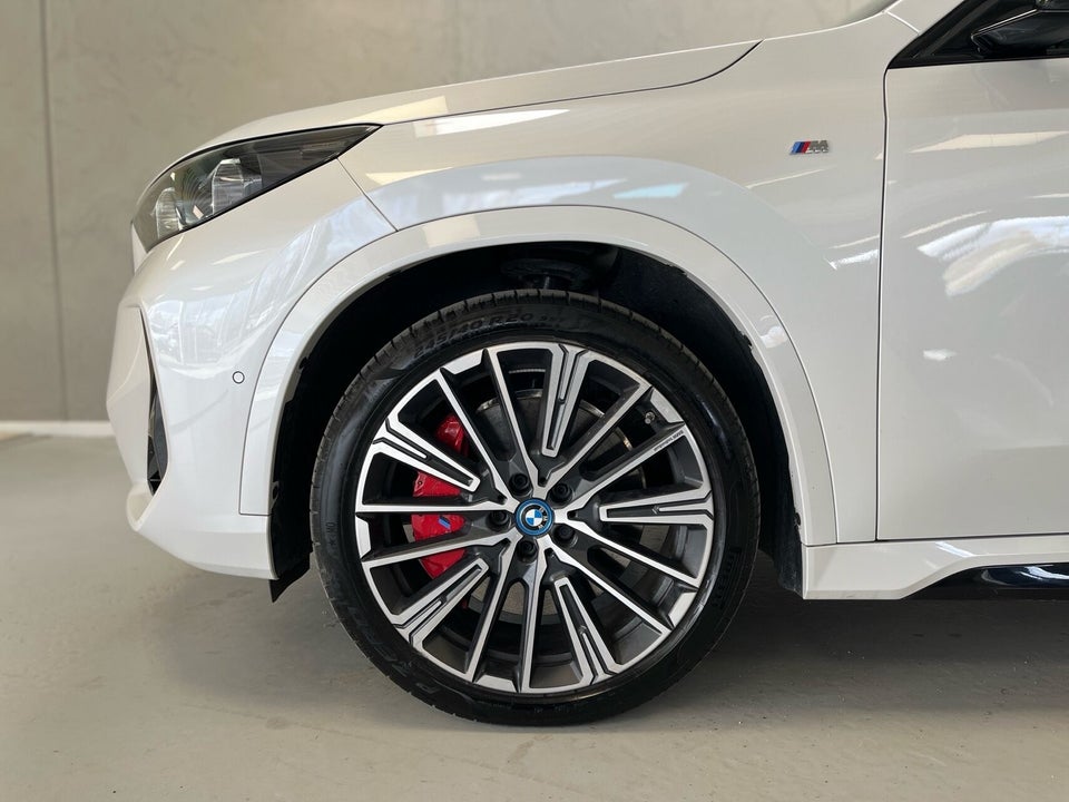 BMW iX1 xDrive30 M-Sport 5d
