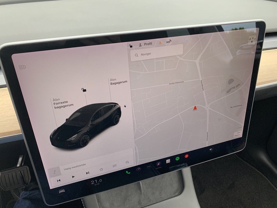 Tesla Model Y Long Range AWD 5d