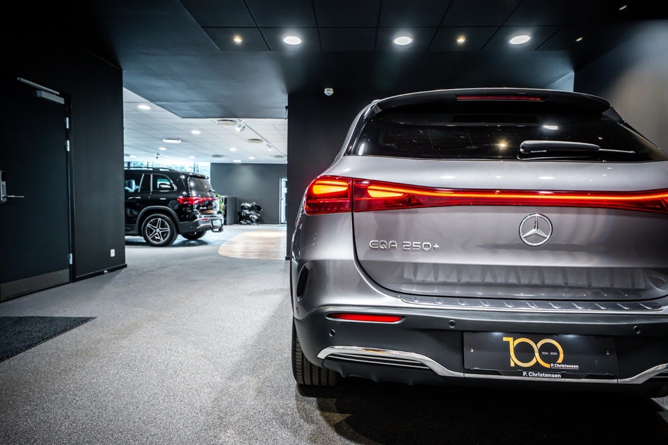 Mercedes EQA250+ AMG Premium 5d