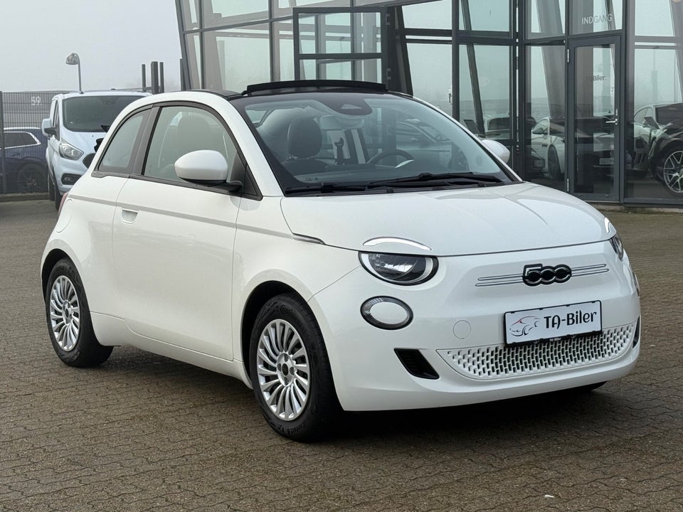 Fiat 500e 42 Icon Cabrio 2d