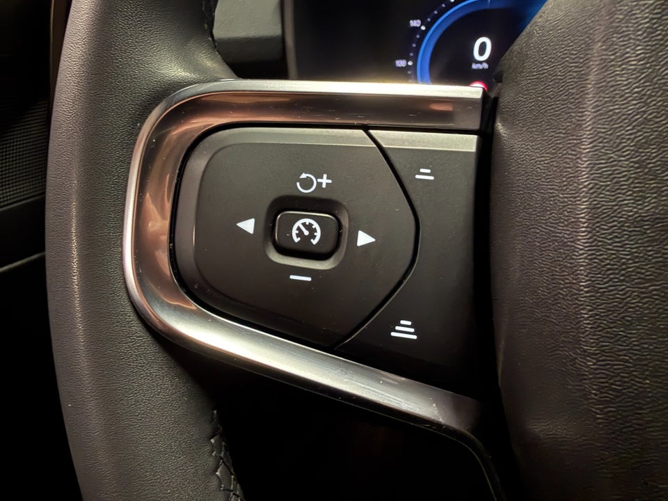 Volvo XC40 P6 ReCharge Plus 5d