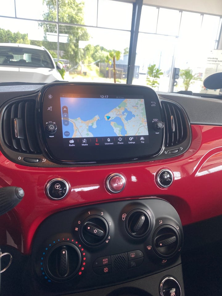 Fiat 500C 1,0 Hybrid (RED) 2d
