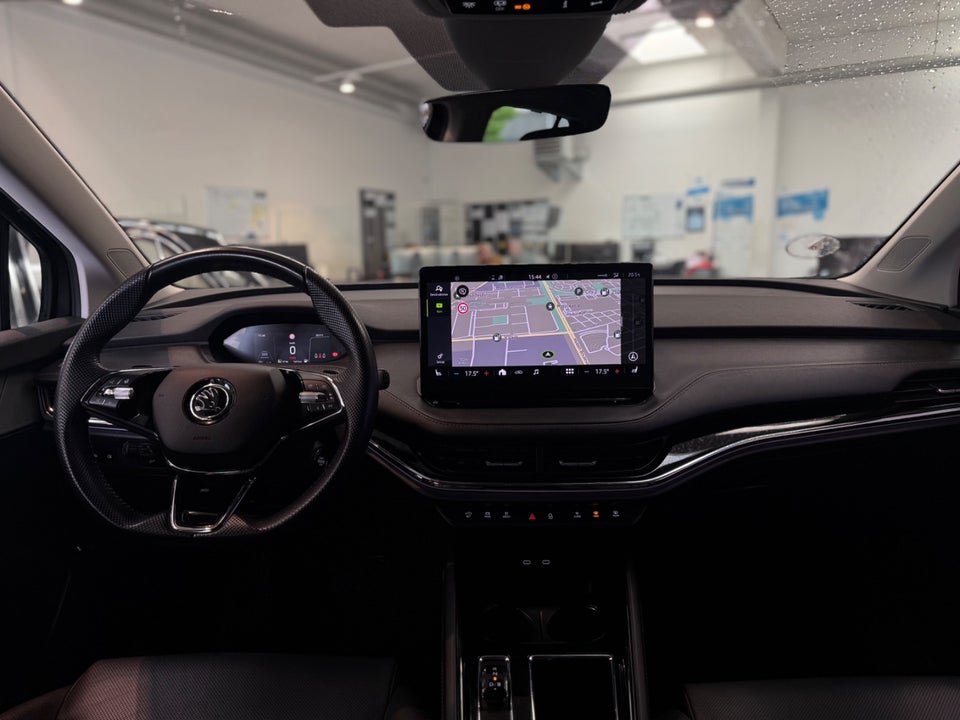 Skoda Enyaq 80 iV Suite 5d