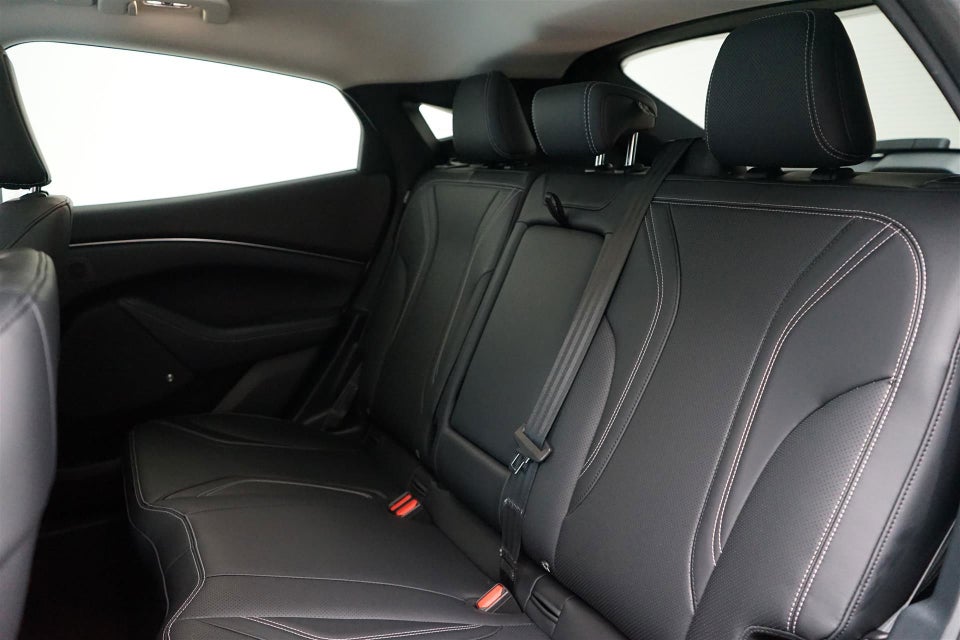 Ford Mustang Mach-E 75 Standard Range 5d