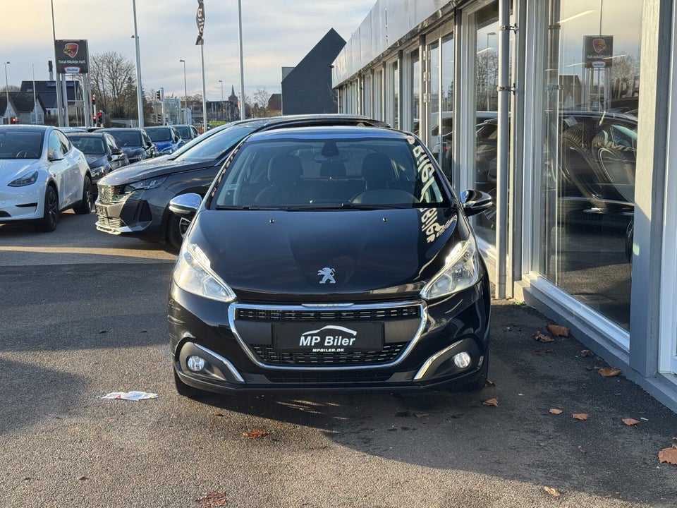 Peugeot 208 1,6 BlueHDi 100 Allure Sky 5d