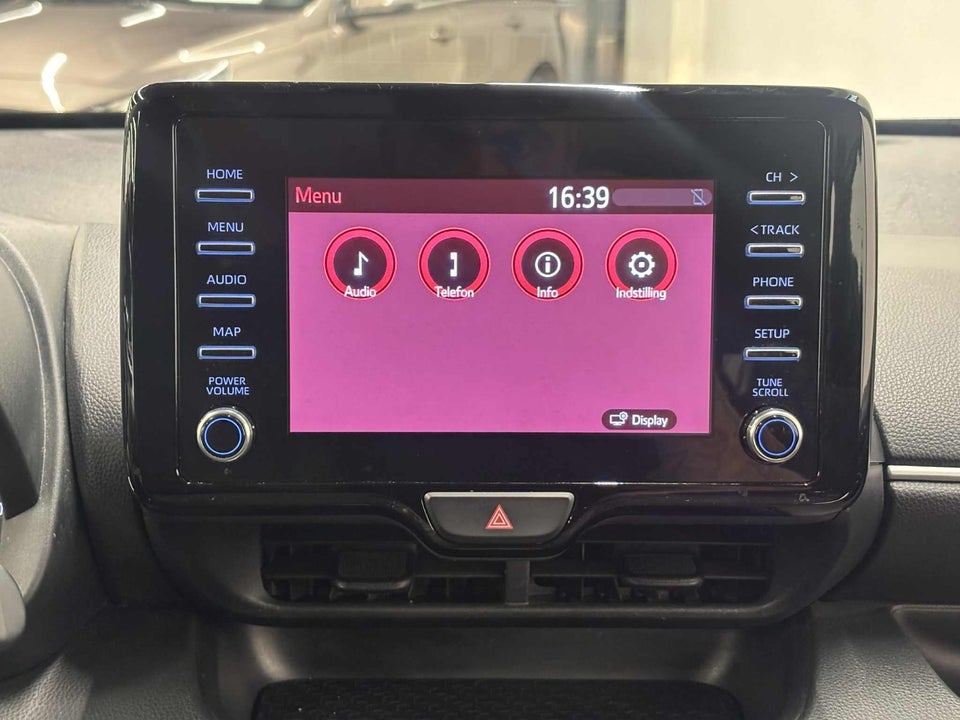 Toyota Yaris 1,5 Hybrid Essential e-CVT 5d