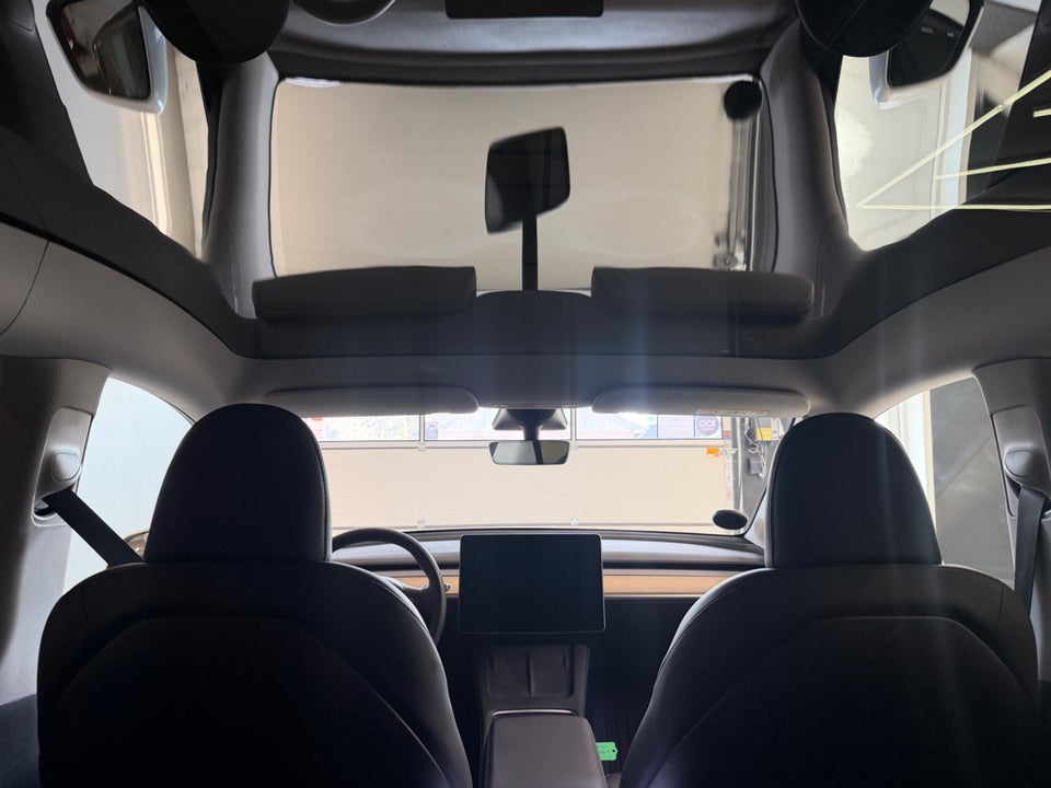 Tesla Model Y RWD 5d