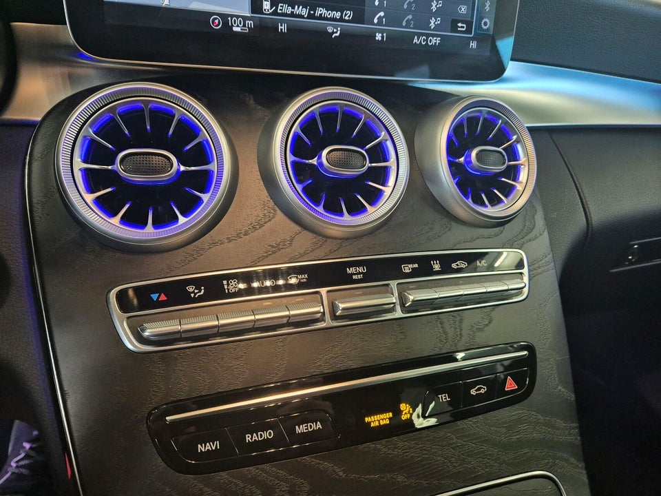 Mercedes C300 de 2,0 AMG Line stc. aut. 5d