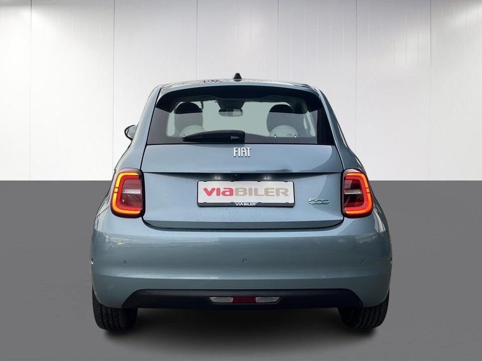 Fiat 500e 42 la Prima 3+1 4d