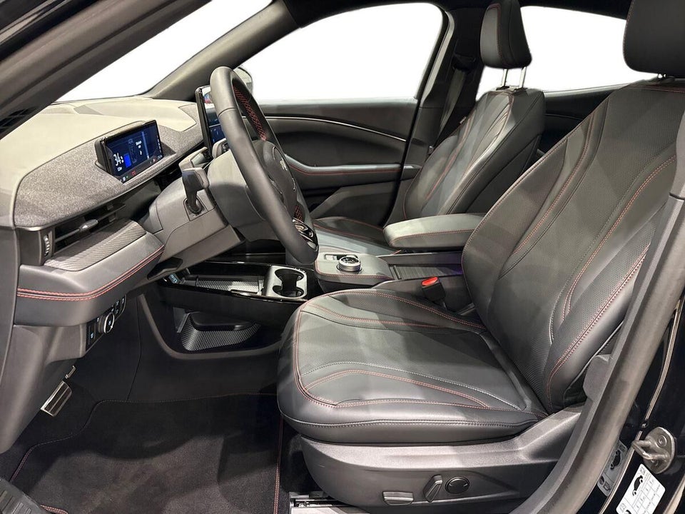 Ford Mustang Mach-E 91 Premium Extended Range AWD 5d