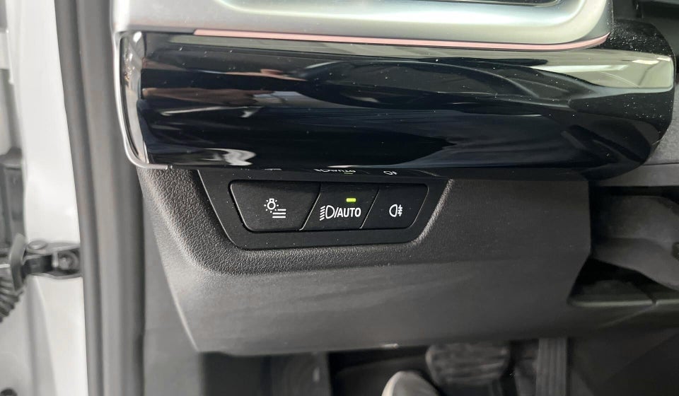 BMW iX1 xDrive30 X-Line 5d